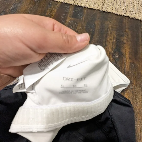 Lot of 2 NIKE dri fit Fit Athletic Sports Bra black and white L XL - Picture 3 of 3